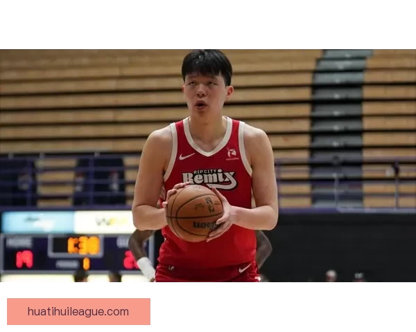 12.6秒关键绝杀杨瀚森奋力拼搏手臂血痕显现笑容依旧灿烂