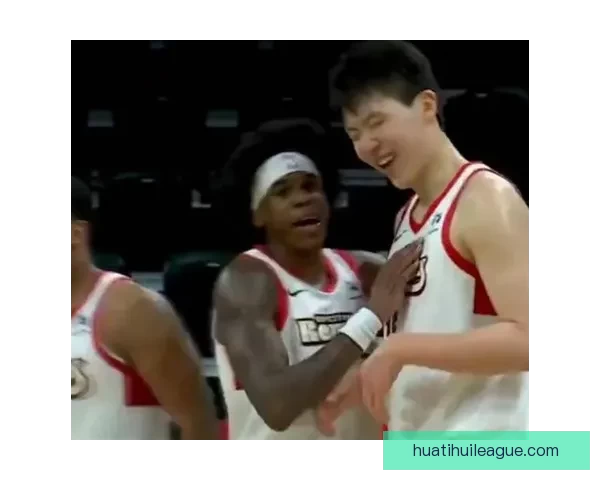 12.6秒关键绝杀杨瀚森奋力拼搏手臂血痕显现笑容依旧灿烂